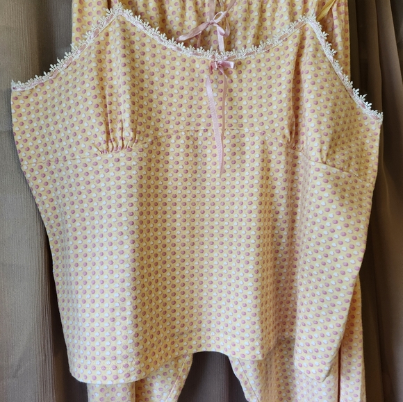 Women's XL  pajama set. Peach & pink design. - Picture 3 of 6